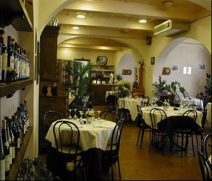 Hotel Il Cavallo Barberino di Mugello Exteriör bild
